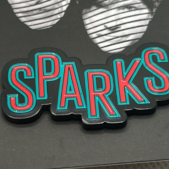 Pin, Sparks- an American pop duo. Never worn - Picture 3 of 6